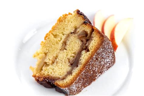 Jewish Apple Cake - The Lemon Bowl®