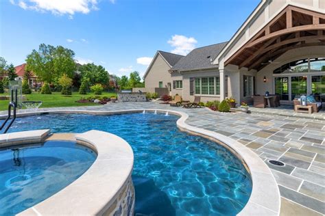 Hensley Homes: Custom Home Pools Pro Spotlight