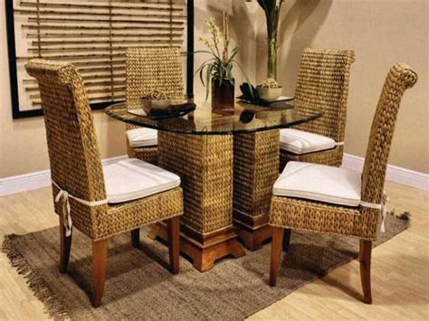 How To Make Your Small House Become Elegant With Simple Decorating | Rattan dining chairs ...