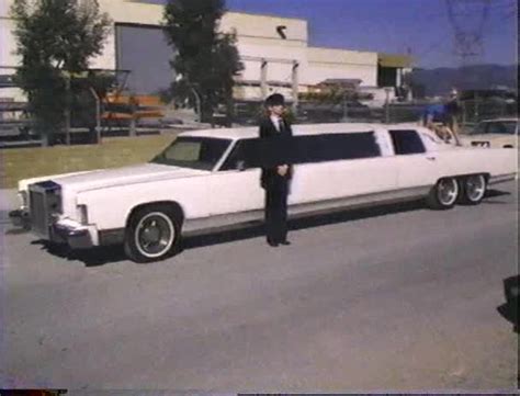 IMCDb.org: 1977 Lincoln Continental Stretched Limousine National Coach Engineering in "Hollywood ...