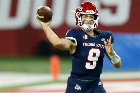 Jake Haener passes for four touchdowns in Fresno State's third straight win