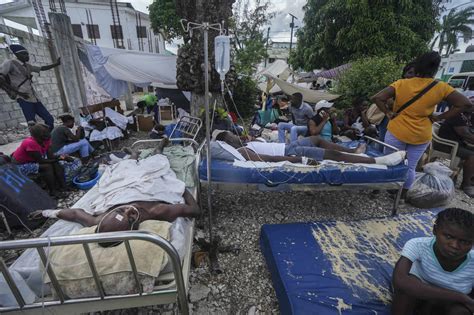 Haïti : trois jours après un séisme catastrophique, une tempête ...