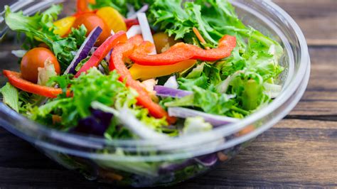 How to order a healthy salad: 8 smart tips for what to eat and what to avoid - TODAY.com