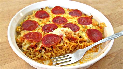 Ramen Spaghetti Pizza - Poor Man's Gourmet Kitchen