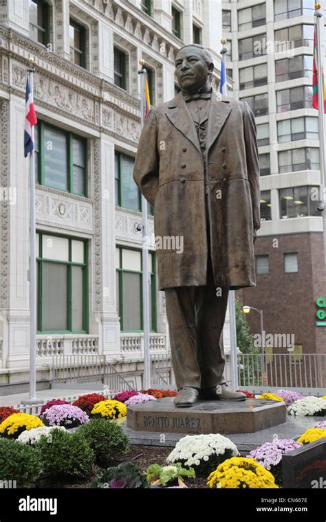 Statue of Mexican President Benito Juarez in Chicago, Illinois usa USA ...