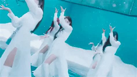 Hwaa GIF by (G)I-DLE - Find & Share on GIPHY