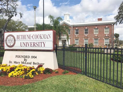 Bethune-Cookman student says campus living conditions threaten health