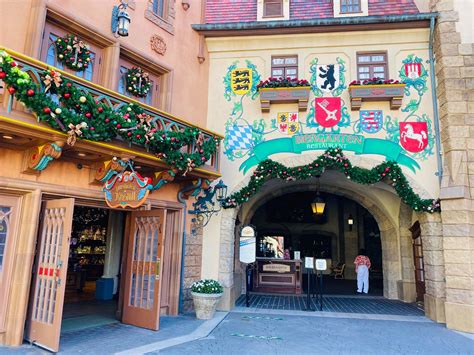 BREAKING NEWS: Christmas Has Arrived at the Germany Pavilion in EPCOT ...