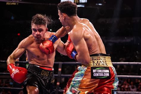 Photos: Rolando Romero Blasts Out Anthony Yigit in Seventh - Boxing News