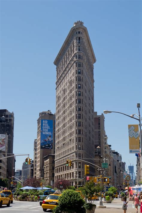 Soothing Apartment Found In The Iconic Flatiron Building