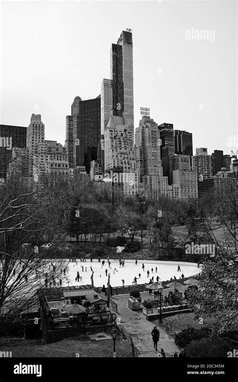 Skating Black and White Stock Photos & Images - Alamy