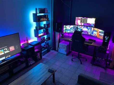 This is my gaming room it isn’t finished I need some wall art. Rate my setup : r/battlestations