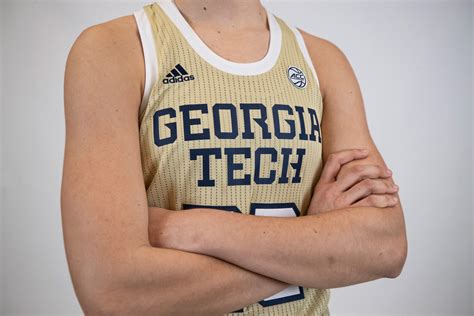 Georgia Tech Unveils New Basketball Uniforms — UNISWAG