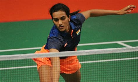 PV Sindhu India Badminton LIVE Score: India Vs Japan Semi Final Rio Olympics 2016 Badminton ...