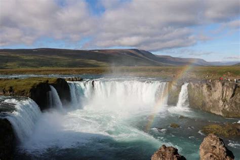 Akureyri Port: Lake Mývatn & Goðafoss Waterfall Day Trip | GetYourGuide