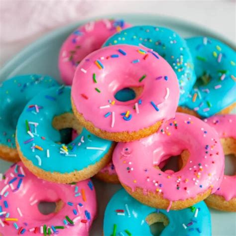 Classic Baked Donut Recipe With Colorful Glaze With Colorful Glaze – Sugar Geek Show