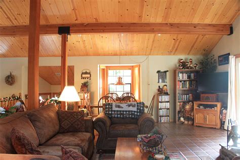 A Cozy Mountain Lodge at Donner Lake | CABBI