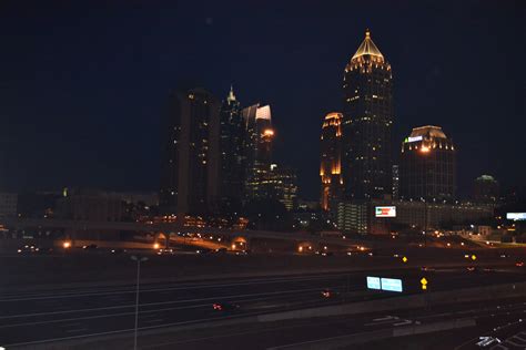 Atlanta Skyline at Night | Atlanta skyline, Empire state building ...