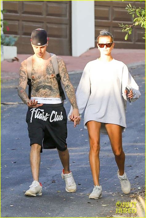 Shirtless Justin Bieber & Wife Hailey Hold Hands on Hike! | Photo ...