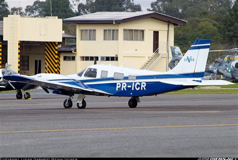 Piper PA-34-220T Seneca V - Untitled | Aviation Photo #4702641 | Airliners.net