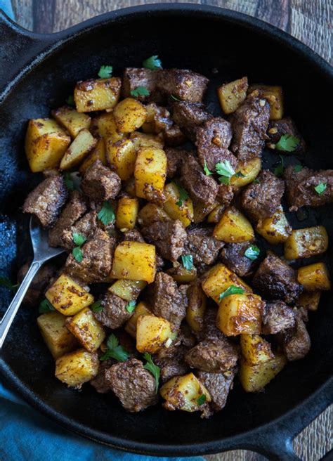 Beef Sirloin Tip Steak With Garlic Butter Potatoes - Howe We Live