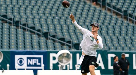 Jets QB Sam Darnold entering critical evaluation period - Sports ...