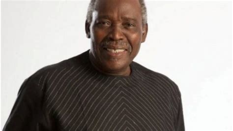 Olu Jacobs Biography: Early Life & Background, Education, Age, Career ...