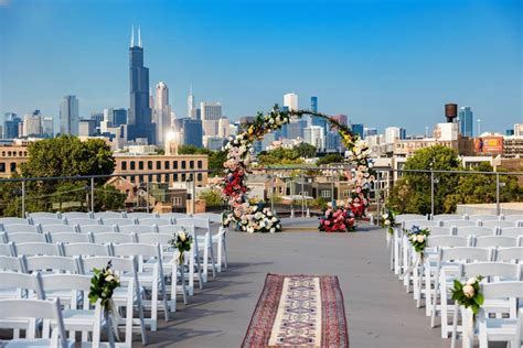 The 10 Best Rooftop Wedding Venues in Chicago - WeddingWire