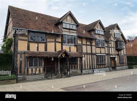 Shakespeare's birthplace at Stratford Stock Photo - Alamy