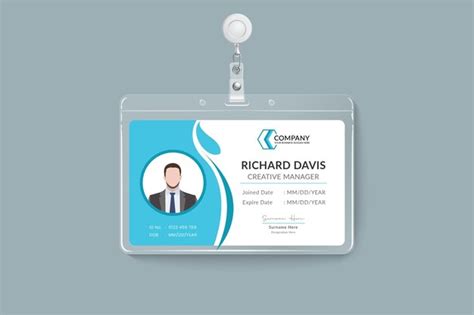 Premium Vector | Creative modern company ID card design