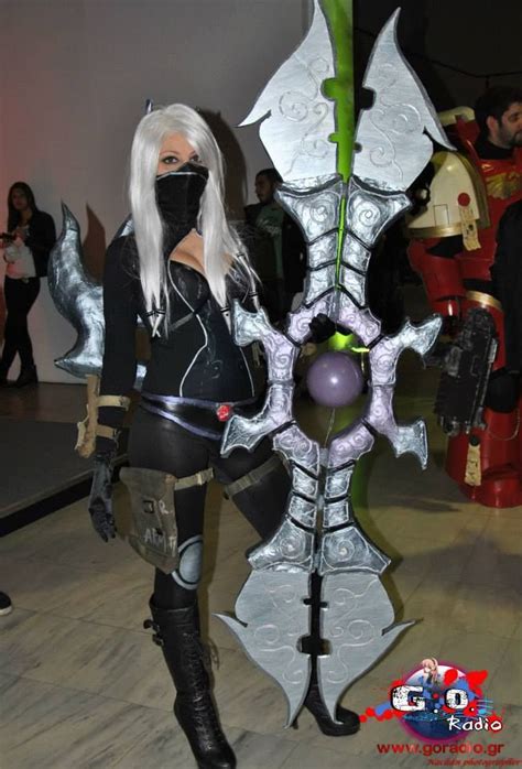 Nightblade Irelia | Best cosplay, Anime, Cosplay