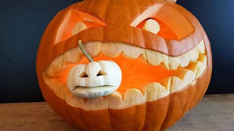 21 of the Best Pumpkin Carving (or Not!) Ideas