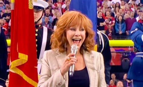 Tears flow as Reba McEntire sings the US National Anthem during Super ...