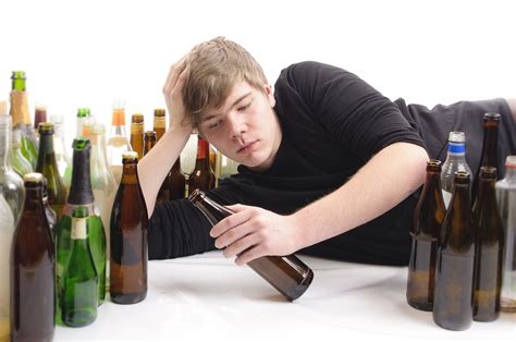 Teen Alcoholism in Upper-Class Families | Seaside Palm Beach