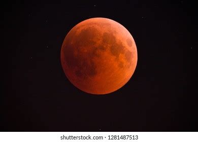 Total Lunar Eclipse 2015 Stock Photo 369590351 | Shutterstock