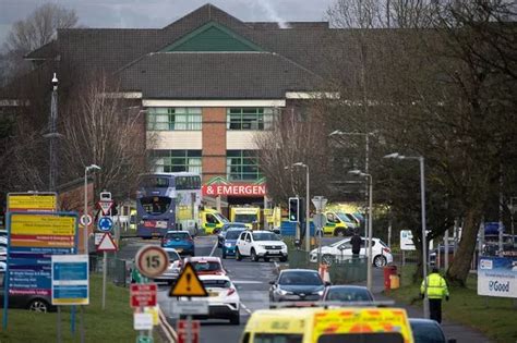 Bolton Hospital to push through increase in patient parking charges ...