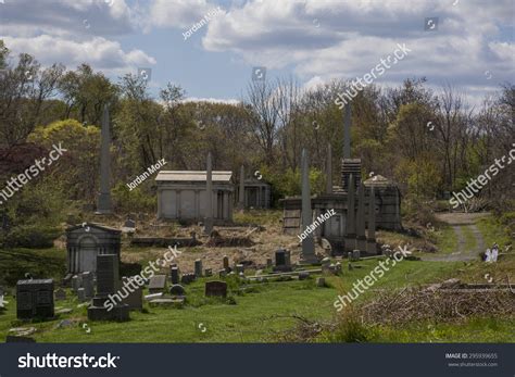 304 Mount moriah cemetery Images, Stock Photos & Vectors | Shutterstock