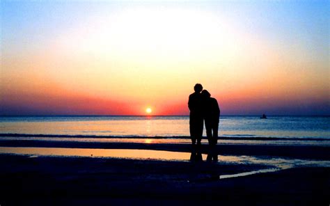 Couple On Beach Wallpapers - Top Free Couple On Beach Backgrounds - WallpaperAccess