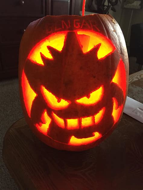 My Boogie Woogie and Gengar pumpkins : r/halloween