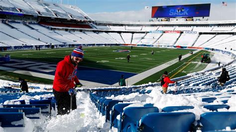 Sun is out and crews are shoveling stadium for Bills-Steelers – NBC New ...