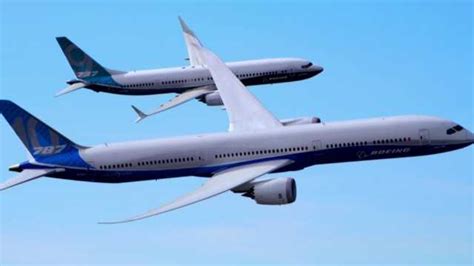 See Boeing's two new jets fly in unison