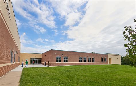 Project Spotlight: Oakdale Middle School - Addition | Smolen • Emr ...