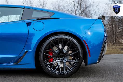 Chevrolet Corvette C7 Z06 Blue Rohana RFX10 | Wheel Front