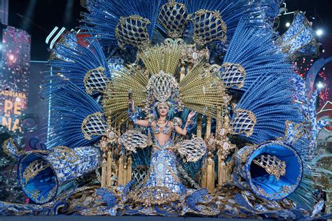 Canarian Weekly - The Santa Cruz Carnival parade returns to the streets with 9,000 participants