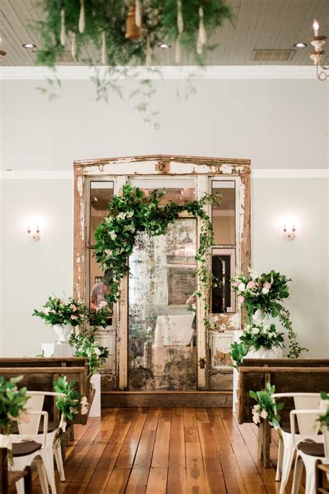 Rustic-Chic Chapel Decor