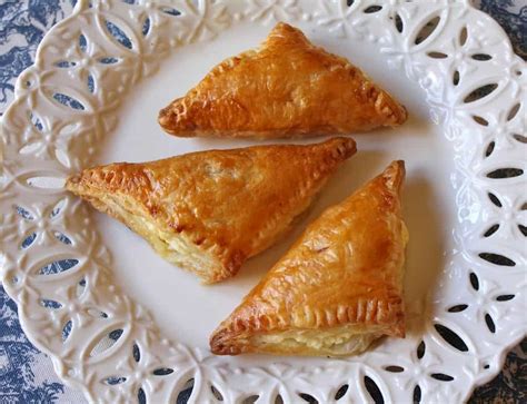 Tiropita: A Greek-Style Feta Cheese Appetizer (with Puff Pastry ...