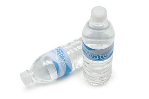 Ask the experts: Plastic water bottles - Healthy Food Guide