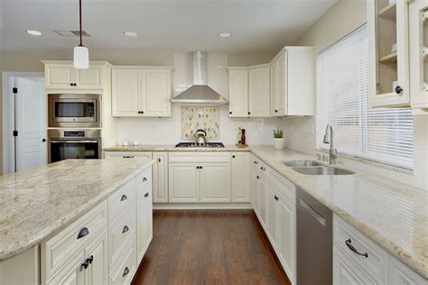 River White Granite Countertops (Pictures, Cost, Pros & Cons)