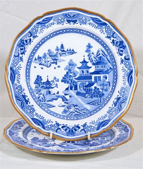 Unique Blue Willow Collections | Blue and White Dinner Dishes in A ...