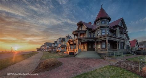 Quintessential Martha’s Vineyard Trip in Oak Bluffs - THE BLUNT POST